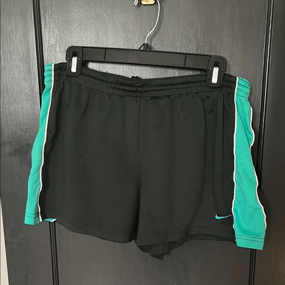 Nike Black and Green Athletic Shorts Moisture-Wicking
